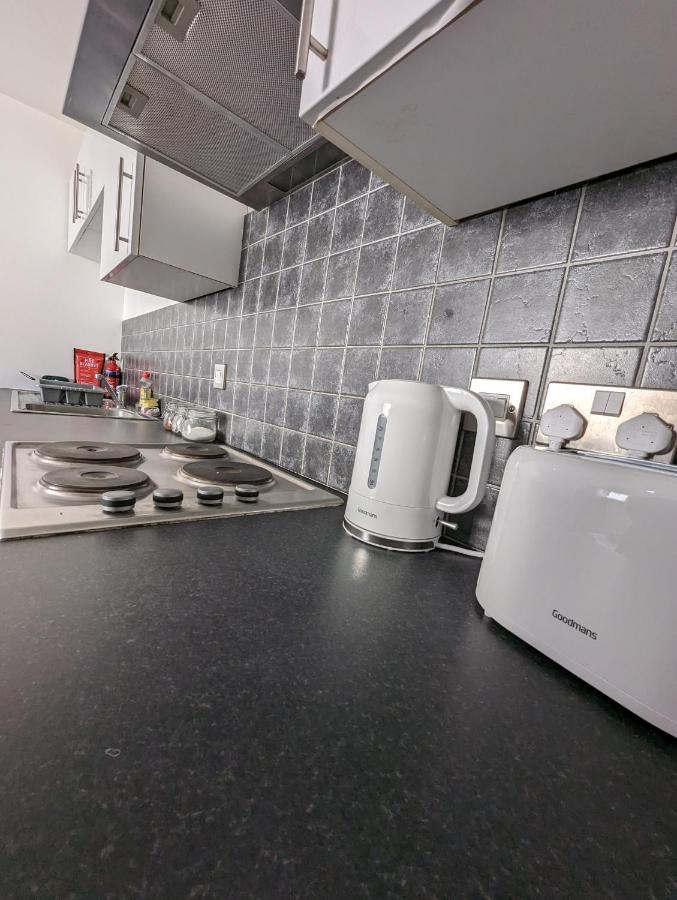1 Bedroom Flat In Gravesend Exterior photo