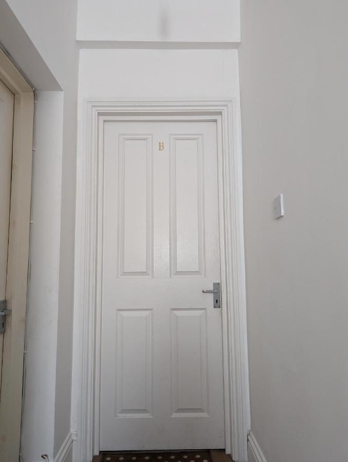 1 Bedroom Flat In Gravesend Exterior photo